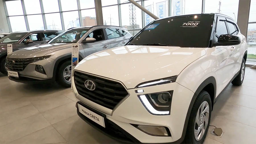 Автосалоны рассказали, что ждет российский авторынок в 2023 году
