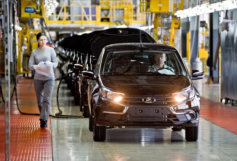 Продажи Lada в феврале выросли на 34% Продажи Lada в феврале выросли на 34%