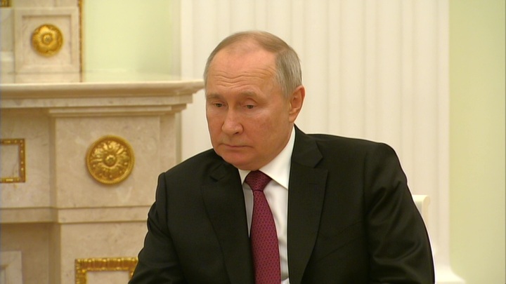 Владимир Путин отметил вклад России в стабилизацию обстановки в Сирии Владимир Путин отметил вклад России в стабилизацию обстановки в Сирии