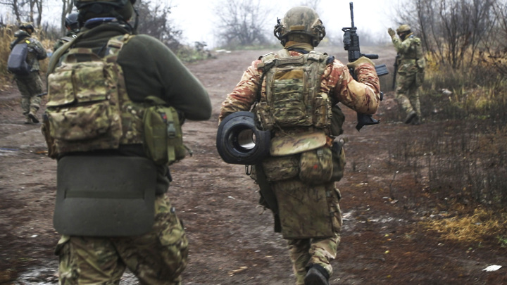 ВСУ всего за сутки потеряли свыше 300 боевиков ВСУ всего за сутки потеряли свыше 300 боевиков
