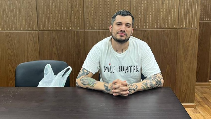 Рэперу Паше Технику да 13 суток за татуировку Рэперу Паше Технику да 13 суток за татуировку