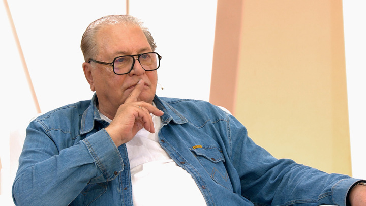 Валентин Смирнитский объяснил, почему не уехал из страны Валентин Смирнитский объяснил, почему не уехал из страны