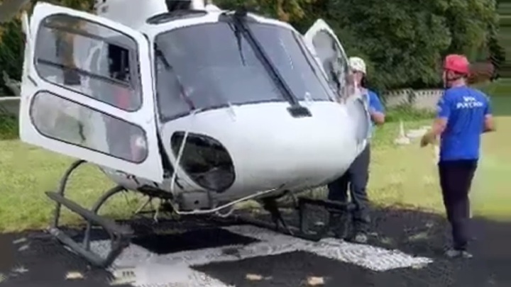 Часть пострадавших при камнепаде в КБР туристов эвакуировали вертолетом Часть пострадавших при камнепаде в КБР туристов эвакуировали вертолетом