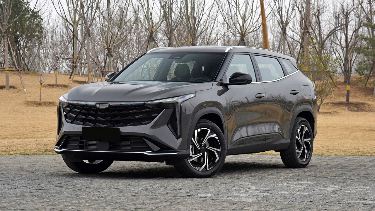 В Россию привезли ультрасовременный кроссовер на платформе Volvo размером с Toyota RAV4 В Россию привезли ультрасовременный кроссовер на платформе Volvo размером с Toyota RAV4