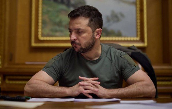 Зеленский обвинил Запад в успешной подготовке России к украинскому контрнаступлению Зеленский обвинил Запад в успешной подготовке России к украинскому контрнаступлению