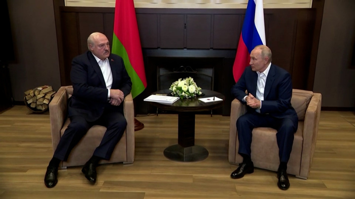 В Сочи начались переговоры Путина и Лукашенко В Сочи начались переговоры Путина и Лукашенко