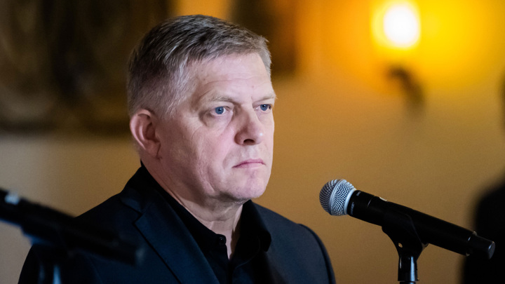 Фицо: многие западные страны хотят продолжать войну на Украине Фицо: многие западные страны хотят продолжать войну на Украине