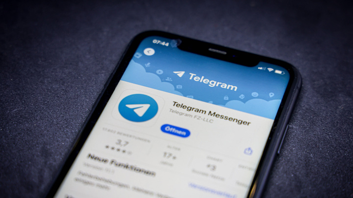 Telegram обещает 4 млн руб за ролик о преимуществах над WhatsApp Telegram обещает 4 млн руб за ролик о преимуществах над WhatsApp