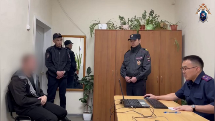 Задержаны два подозреваемых в продаже алкоголя подросткам в Байкальске Задержаны два подозреваемых в продаже алкоголя подросткам в Байкальске