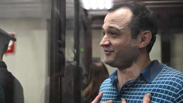 Осужденный за рекордную взятку экс-следователь Тамбиев должен 5 млрд рублей Осужденный за рекордную взятку экс-следователь Тамбиев должен 5 млрд рублей