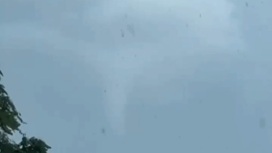 Горизонтальный смерч в Туапсе попал на видео Горизонтальный смерч в Туапсе попал на видео