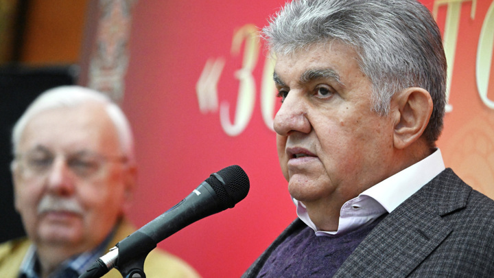 Глава «Союза армян России» осудил обыски у миллиардера Карапетяна Глава «Союза армян России» осудил обыски у миллиардера Карапетяна