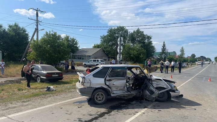 В ДТП в Оренбургской области пострадали 6 человек, 3 из них дети В ДТП в Оренбургской области пострадали 6 человек, 3 из них дети