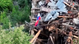 Минобороны России показало кадры освобождения Яблоновки в Сумской области Минобороны России показало кадры освобождения Яблоновки в Сумской области