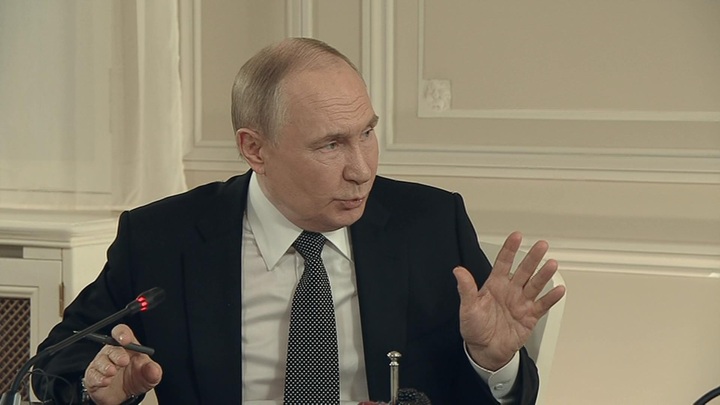 Путин ответил на вопрос об ошибках на посту президента цитатой из Библии Путин ответил на вопрос об ошибках на посту президента цитатой из Библии