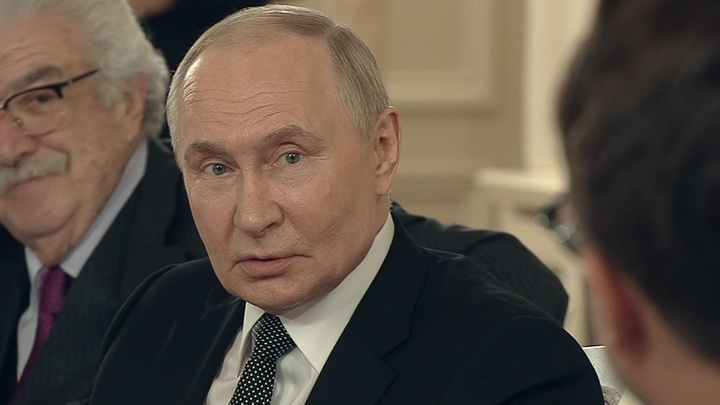 Путин: немецкие танки были в Курской области, которую ФРГ признает частью России Путин: немецкие танки были в Курской области, которую ФРГ признает частью России