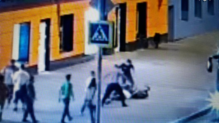 СК направил в суд дело о смертельном избиении мужчины мигрантами в Москве СК направил в суд дело о смертельном избиении мужчины мигрантами в Москве