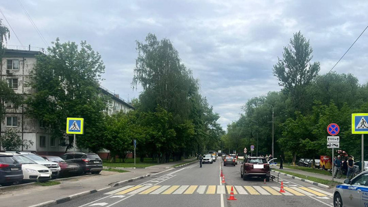 В Балашихе иномарка сбила 13-летнего велосипедиста на «зебре» В Балашихе иномарка сбила 13-летнего велосипедиста на «зебре»