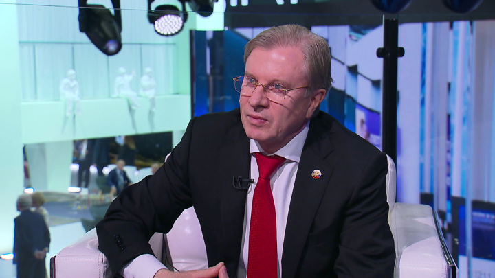 Савельев: парк беспилотных грузовиков вырастет до 300 машин к 2028 году Савельев: парк беспилотных грузовиков вырастет до 300 машин к 2028 году