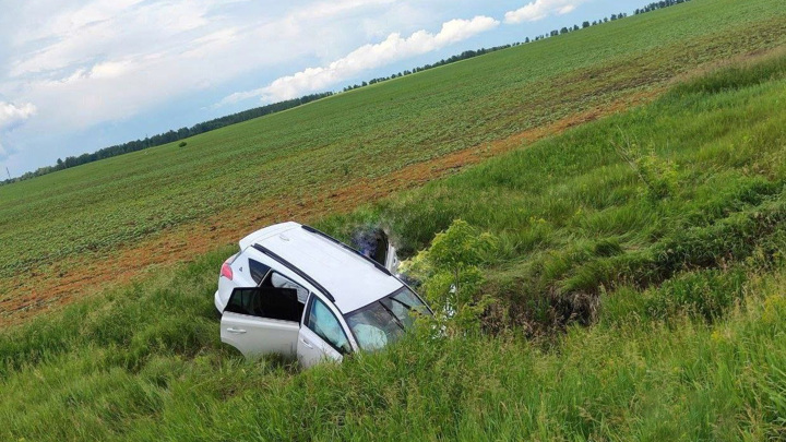Двое детей погибли в ДТП на трассе в Ульяновской области Двое детей погибли в ДТП на трассе в Ульяновской области