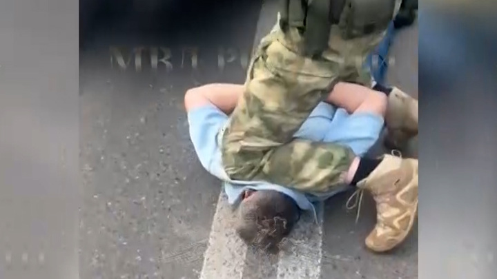 Житель Самарской области заказал убийство экс-жены, ее брата и телохранителя Житель Самарской области заказал убийство экс-жены, ее брата и телохранителя