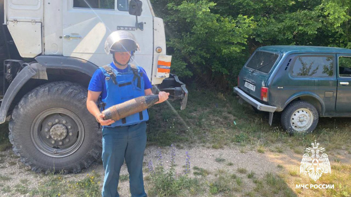 В Крыму обезврежены взрывоопасные предметы времен ВОВ В Крыму обезврежены взрывоопасные предметы времен ВОВ