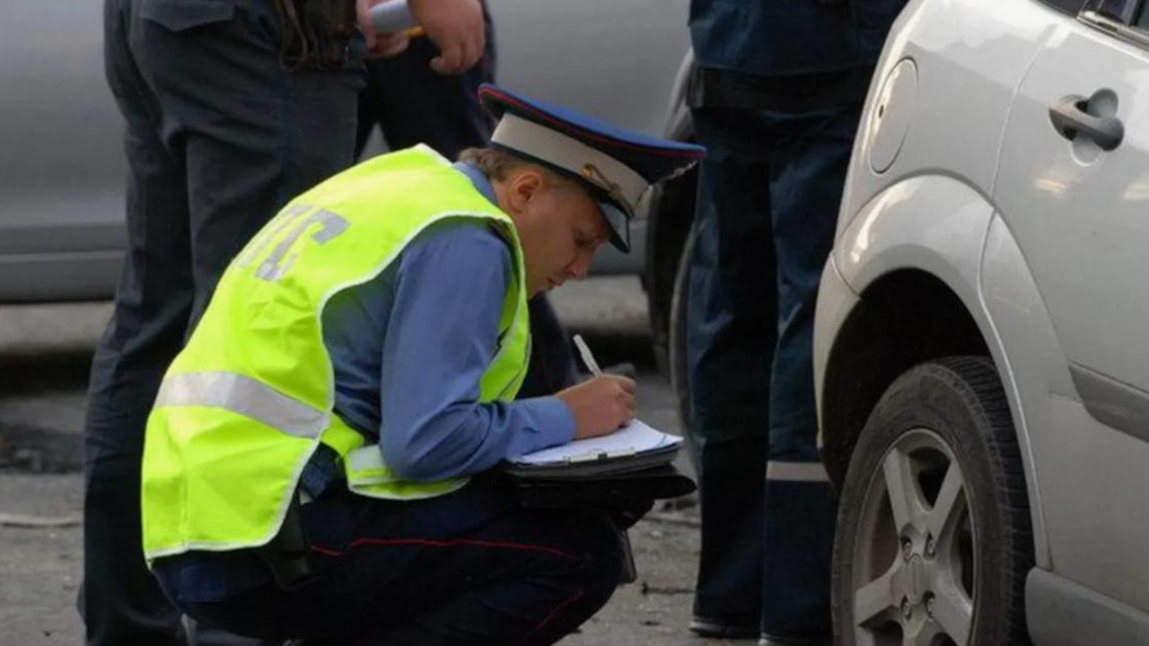 Юрист раскрыл, в каком случае ГАИ оправдает водителя, врезавшегося в припаркованный автомобиль Юрист раскрыл, в каком случае ГАИ оправдает водителя, врезавшегося в припаркованный автомобиль