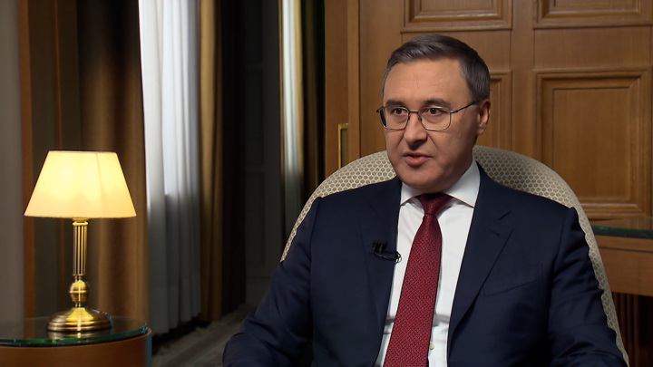 Фальков указал на небывалый дефицит кадров на российском рынке труда Фальков указал на небывалый дефицит кадров на российском рынке труда