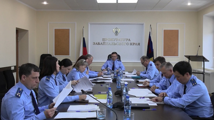 Прокуратура Забайкалья организовала проверку после крупного пожара в Атамановке Прокуратура Забайкалья организовала проверку после крупного пожара в Атамановке