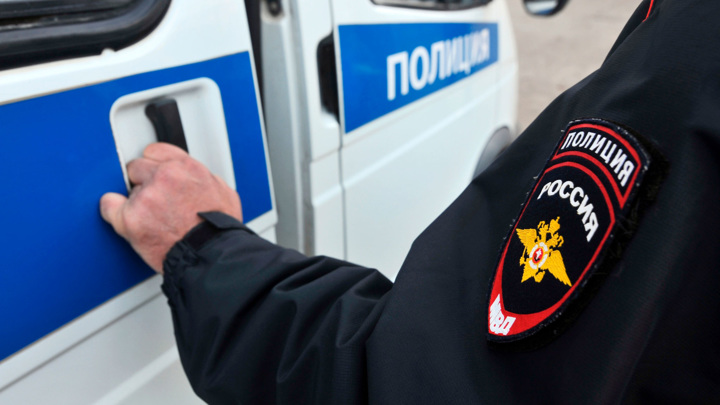 Более 100 велосипедистов задержаны за шумный ночной заезд в Петербурге Более 100 велосипедистов задержаны за шумный ночной заезд в Петербурге