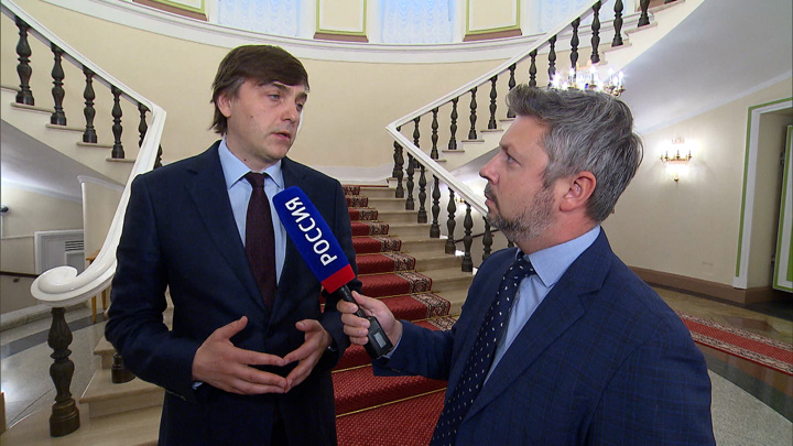 Кравцов: события в Курской области нужно как можно скорее внести в учебники Кравцов: события в Курской области нужно как можно скорее внести в учебники