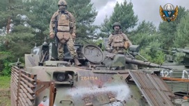 Российские военные захватили в зоне СВО шведский БТР Rlpbv 3024 Российские военные захватили в зоне СВО шведский БТР Rlpbv 3024