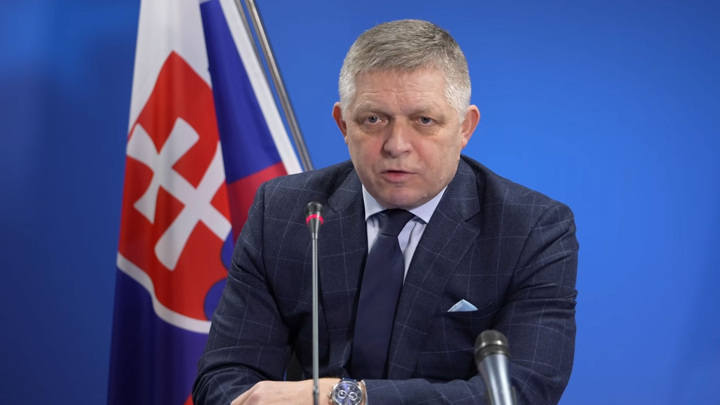 Фицо: Словакия заблокирует принятие новых антироссийских санкций Фицо: Словакия заблокирует принятие новых антироссийских санкций