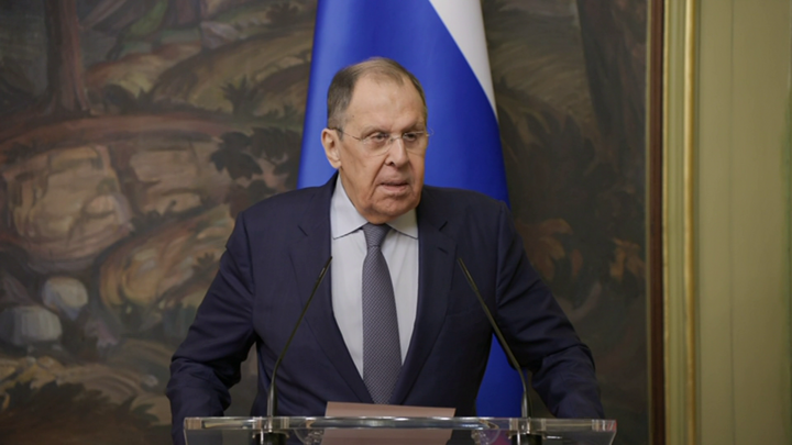 Лавров назвал решение ЕС отказаться от нефти из РФ политическим мазохизмом Лавров назвал решение ЕС отказаться от нефти из РФ политическим мазохизмом