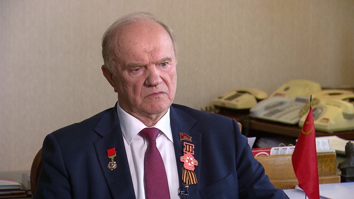 Лидер «КПРФ» рассказал, что собрал коллекцию из более чем 400 сов Лидер «КПРФ» рассказал, что собрал коллекцию из более чем 400 сов