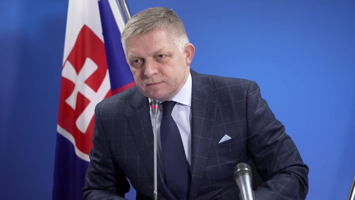 Фицо: Словакия отказывается голосовать за новый пакет антироссийских санкций Фицо: Словакия отказывается голосовать за новый пакет антироссийских санкций