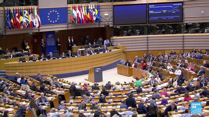 В Европарламенте назвали вето Венгрии худшим посланием для Украины В Европарламенте назвали вето Венгрии худшим посланием для Украины