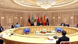 Путин принимает участие в заседании Высшего Евразийского экономического совета Путин принимает участие в заседании Высшего Евразийского экономического совета