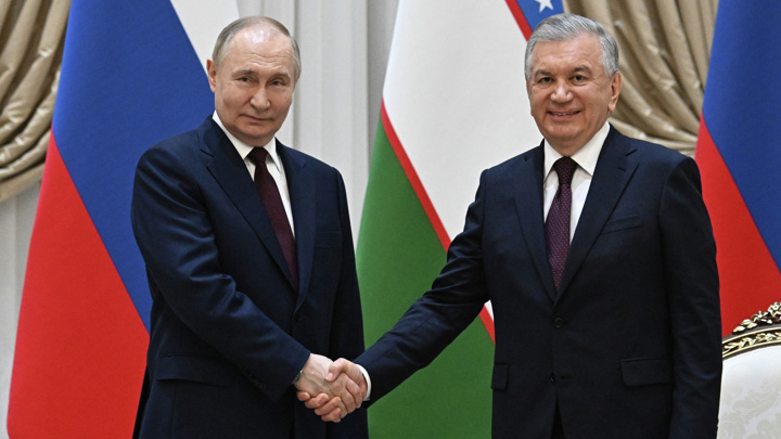 Путин обсудил Ближний Восток и Украину на встречах с Мирзиёевым и Аль Нахайяном Путин обсудил Ближний Восток и Украину на встречах с Мирзиёевым и Аль Нахайяном