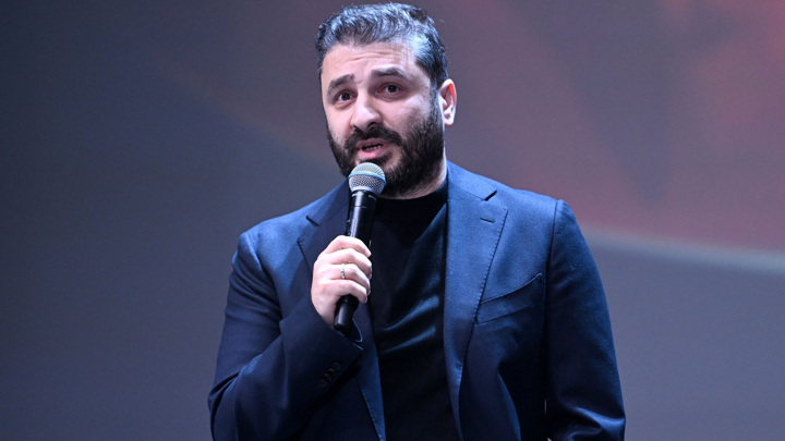 Режиссер Сарик Андреасян внесен в базу украинского «Миротворца» Режиссер Сарик Андреасян внесен в базу украинского «Миротворца»